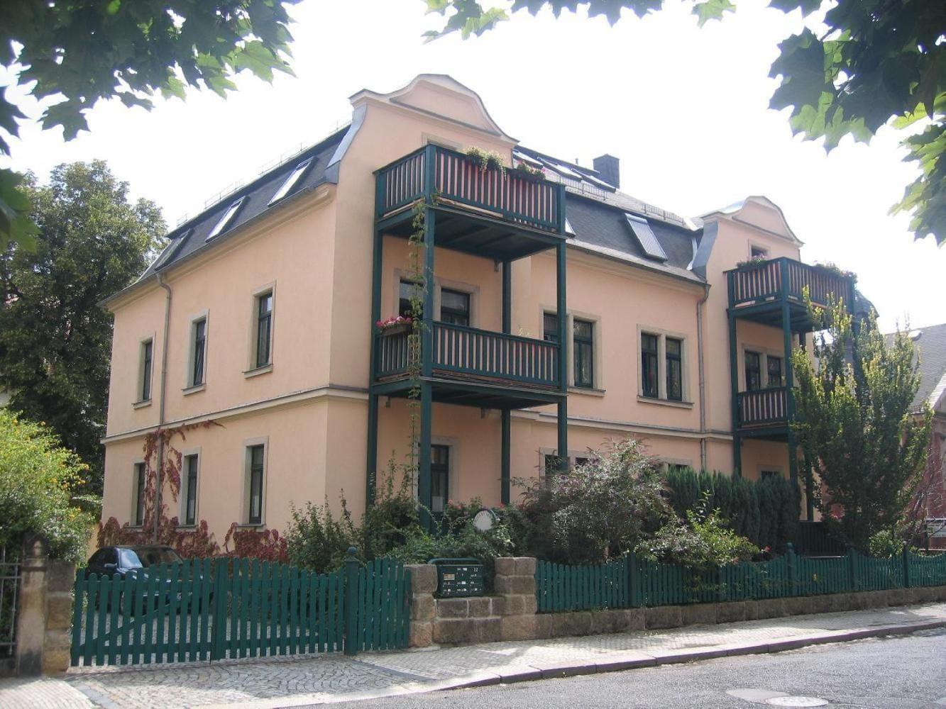 - Haus Luna Apartment